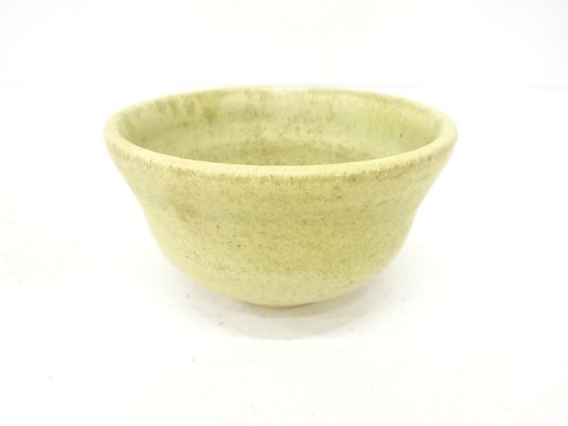 JAPANESE TEA CEREMONY / TEA BOWL CHAWAN / ASH GLAZE 